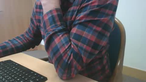 husssky online show from October 10, 11:48 am