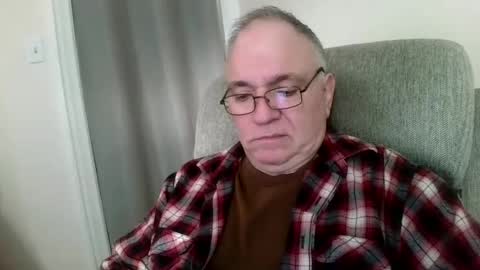 joker5339 online show from December 4, 1:42 pm