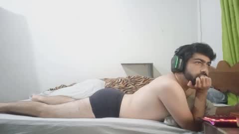 jonasf2525 online show from February 24, 3:51 am