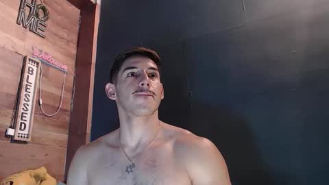 jonathancast08 online show from November 29, 12:56 am