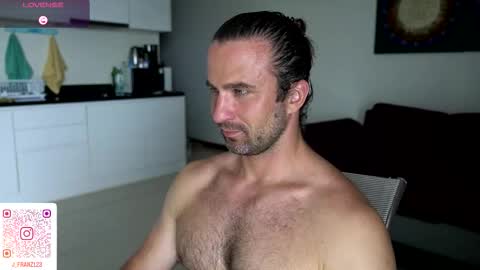 jonathanfranz123 online show from November 15, 3:30 am