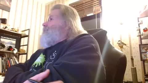 joncpics online show from February 14, 3:45 am