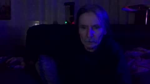 Jonelvis123456 online show from March 3, 1:48 pm