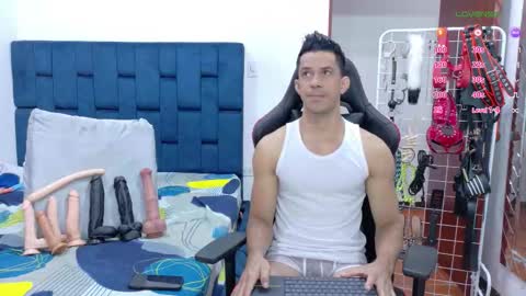jose_rumbero91 online show from February 9, 11:48 am