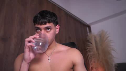 Josep online show from April 13, 2:12 am