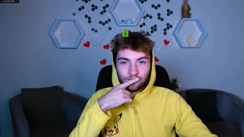 joseph_bear_ online show from October 8, 7:07 pm