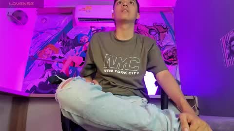 josh_bright online show from December 22, 6:38 pm