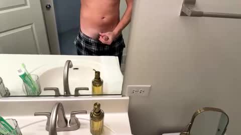 joshsharp1111 online show from November 12, 9:30 pm