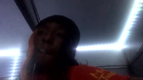 ULuvJay online show from December 5, 2:31 am