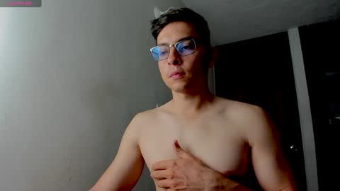 Snapshot of jriizh chatting on January 4, 2:56 am Cristian- tellme Criis online show from January 4, 2:56 am