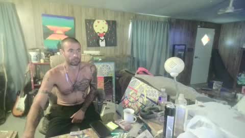 jrizzle1111 online show from June 16, 12:29 pm