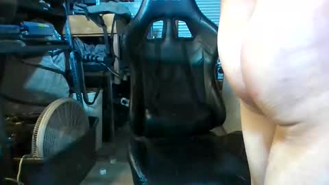 EdgingAllDay2Cum online show from April 8, 5:41 am