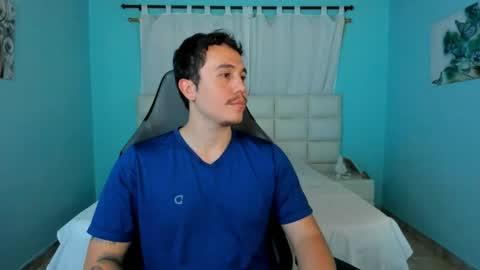 Juan online show from April 8, 11:02 pm