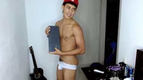 Snapshot of juan_da01 chatting on February 8, 4:36 am JuanDa online show from February 8, 4:36 am