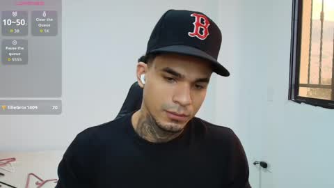 juan_gomez_1 online show from March 21, 9:08 pm