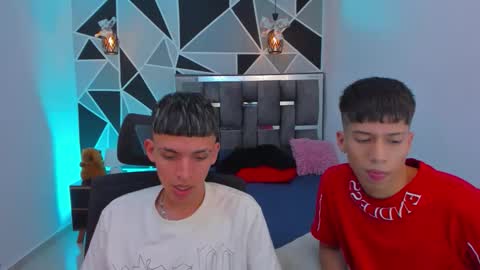 JuanSteven online show from February 3, 6:22 am