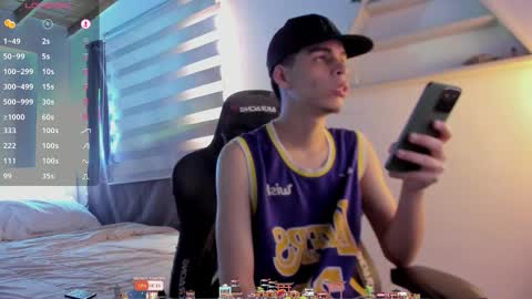 Juan Posada online show from February 21, 3:24 pm