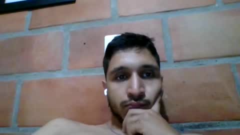 Snapshot of juanc23_371 chatting on February 24, 10:14 pm juanc23_371 online show from February 24, 10:14 pm
