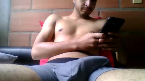 Snapshot of juanc23_371 chatting on December 29, 3:13 pm juanc23_371 online show from December 29, 3:13 pm