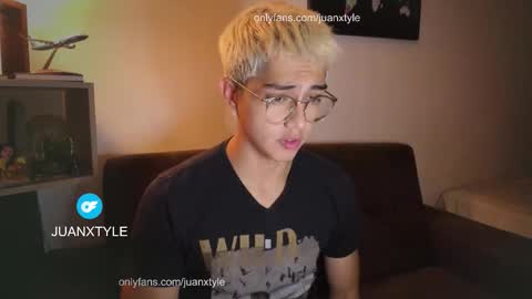 . online show from February 4, 10:49 pm