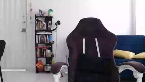 JUANISIMO  online show from February 10, 1:33 pm