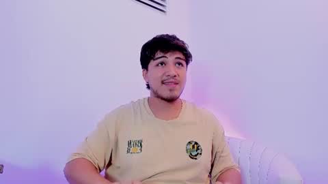 JUAN  online show from June 27, 9:31 pm