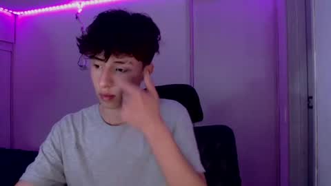 juanmres online show from February 5, 12:28 am