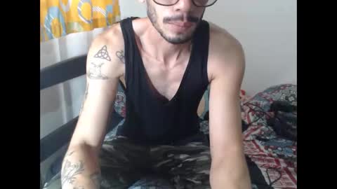 Julfigo online show from May 30, 7:03 pm