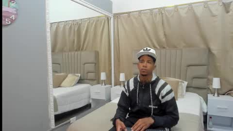 julian billy online show from March 4, 11:19 am