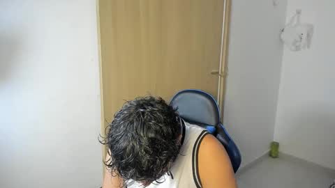 julian billy online show from October 2, 7:07 pm