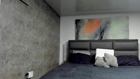 Julian online show from September 29, 12:24 pm