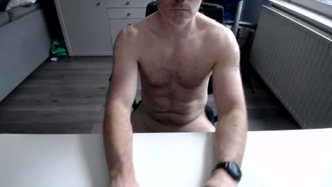 julienneedyou online show from July 27, 7:59 am
