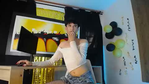 jullian online show from March 12, 9:55 pm