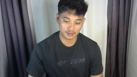 Snapshot of julz_alwayshorny chatting on October 19, 3:48 pm call me julz online show from October 19, 3:48 pm