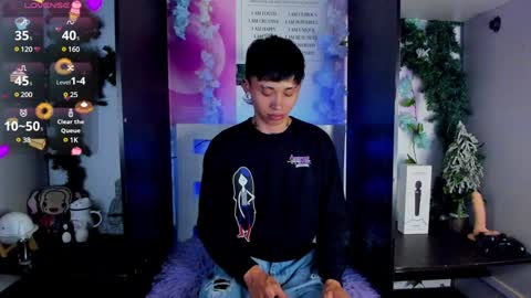 Snapshot of juniior0_0 chatting on February 6, 9:38 pm Junior online show from February 6, 9:38 pm