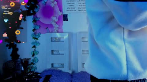 Snapshot of juniior0_0 chatting on January 28, 10:34 pm Junior online show from January 28, 10:34 pm