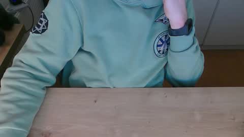 junk2711 online show from March 14, 6:04 pm