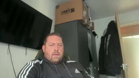 Junky online show from November 17, 12:41 pm