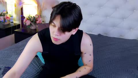 just_gay_ online show from March 10, 1:10 pm