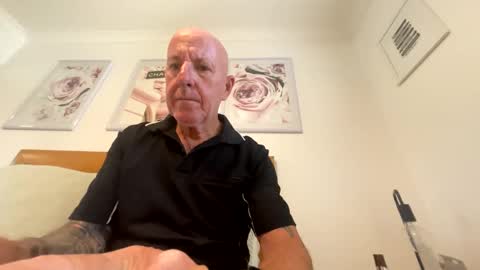Snapshot of justhavingfun2468 chatting on January 9, 6:27 am justhavingfun2468 online show from January 9, 6:27 am