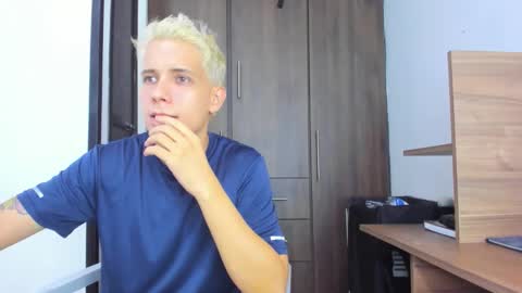 justin_biker online show from November 1, 12:20 pm