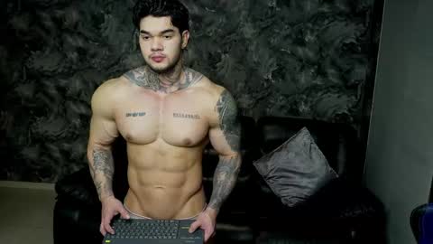 justin clark1 online show from February 18, 3:48 am