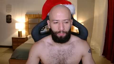 Justin online show from December 4, 10:11 am