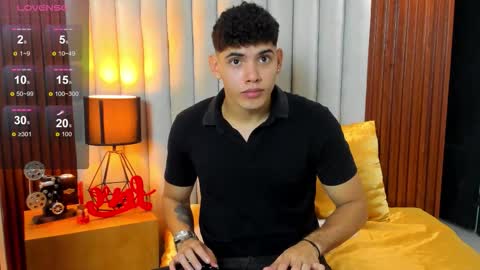 Justin online show from November 25, 7:38 pm