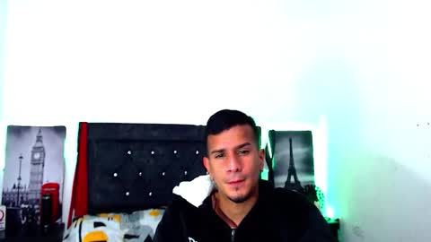 JUSTIN online show from January 6, 5:28 pm