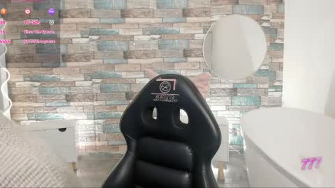  justin  online show from April 4, 11:40 am