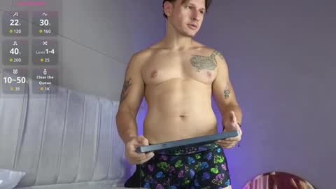 Justin  online show from March 22, 3:00 am