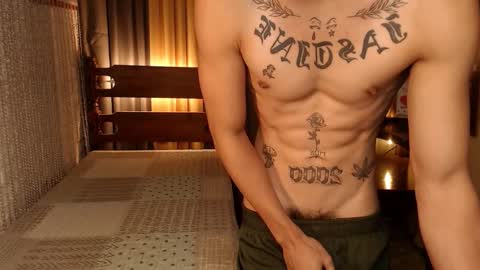 justine_hunk online show from March 4, 5:21 am