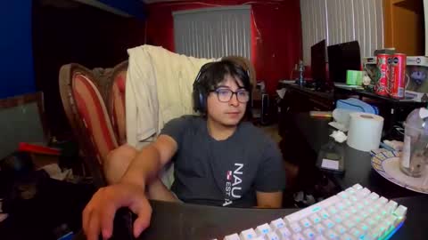 justsky117 online show from April 16, 11:40 pm