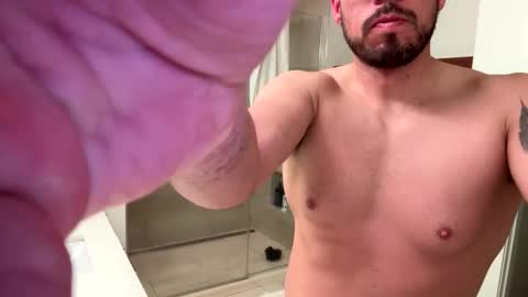 Lets do this online show from January 17, 9:12 am